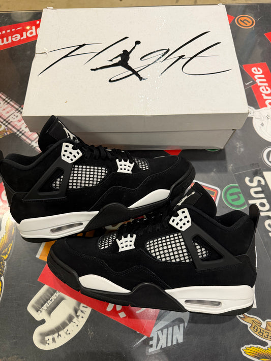 Jordan 4 White Thunder