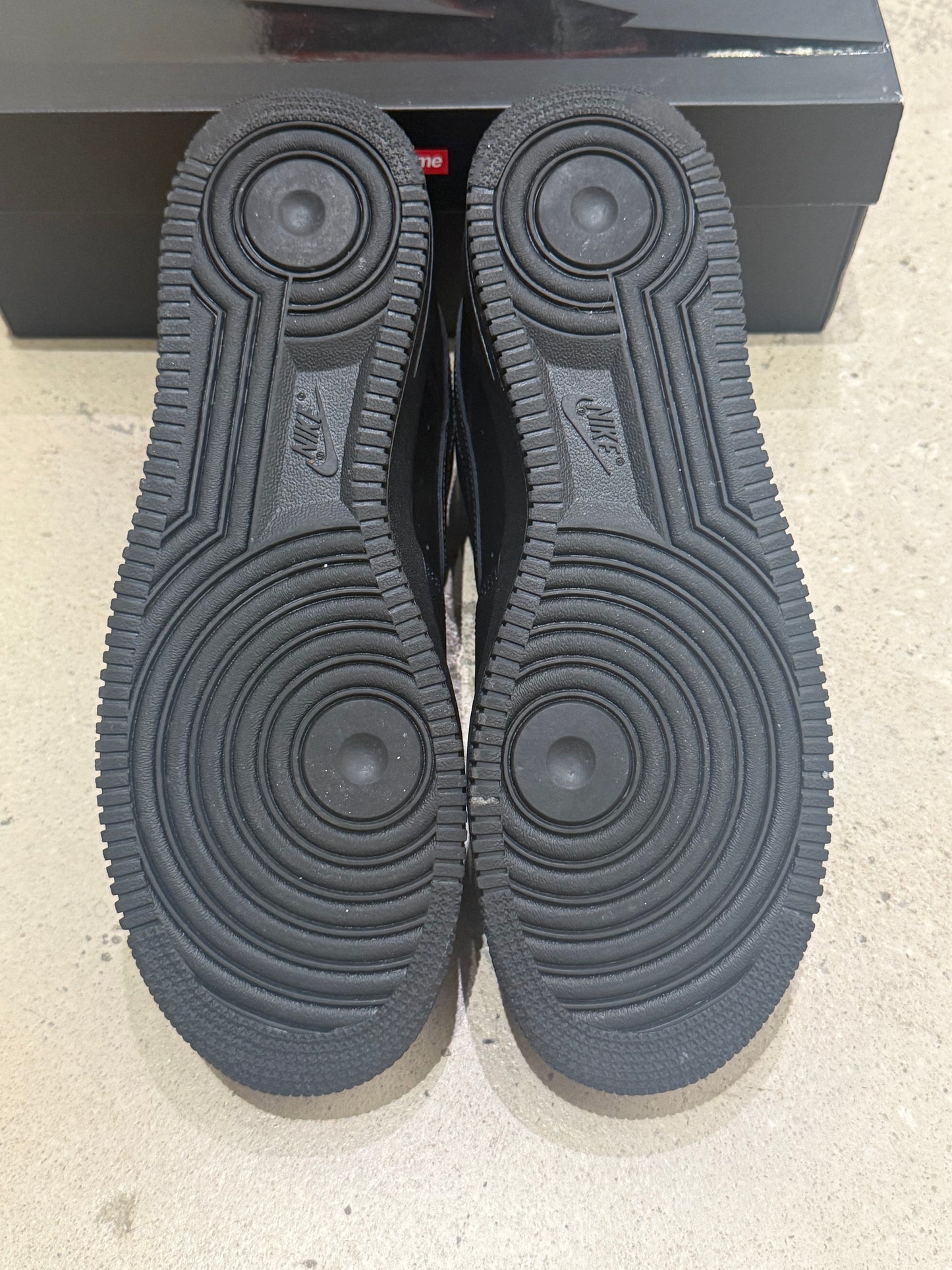 Supreme Air Force 1 Black