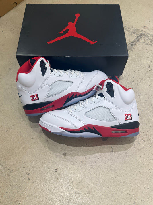 Jordan 5 Fire Red (2025)