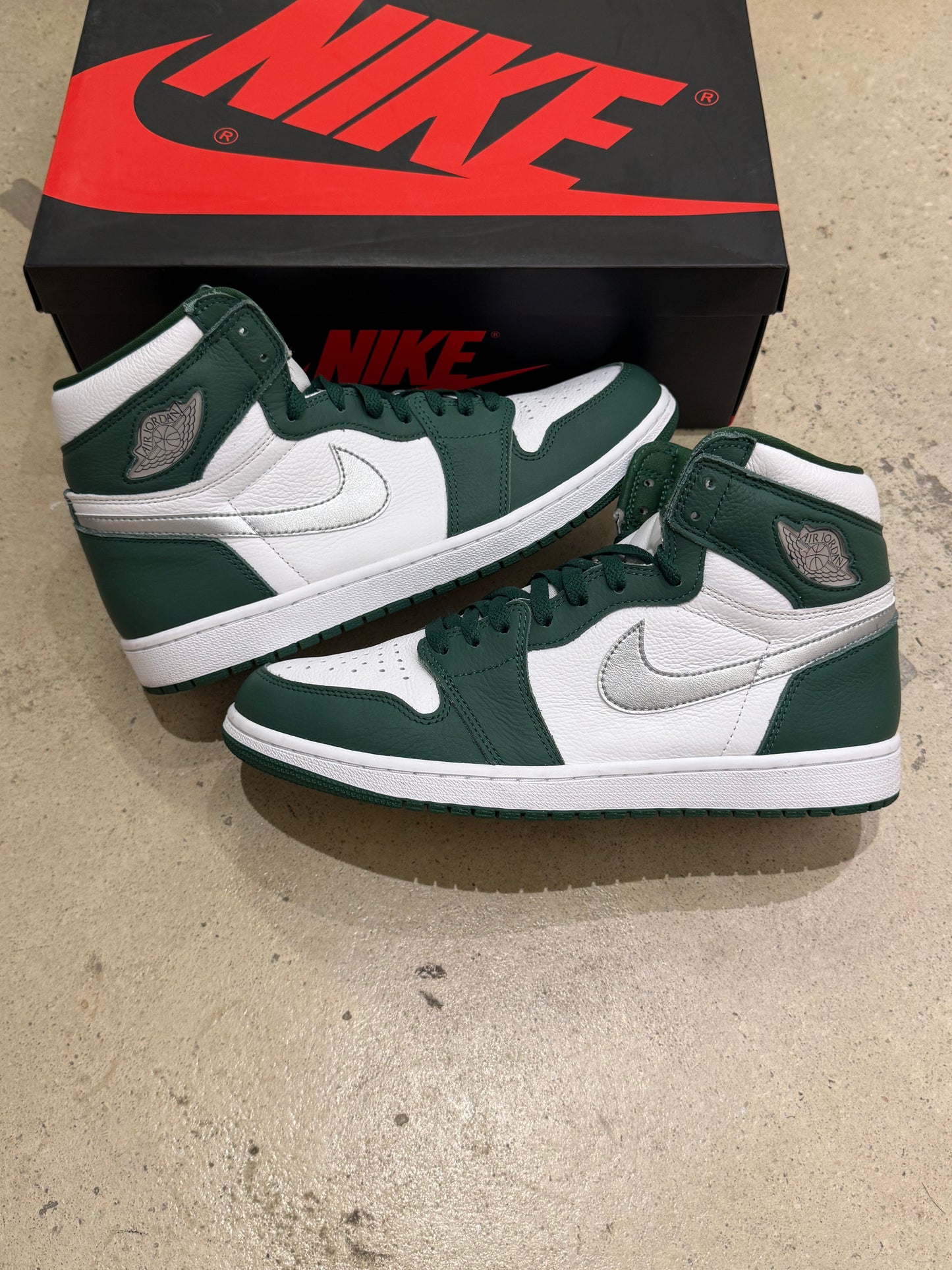 Jordan 1 Gorge Green