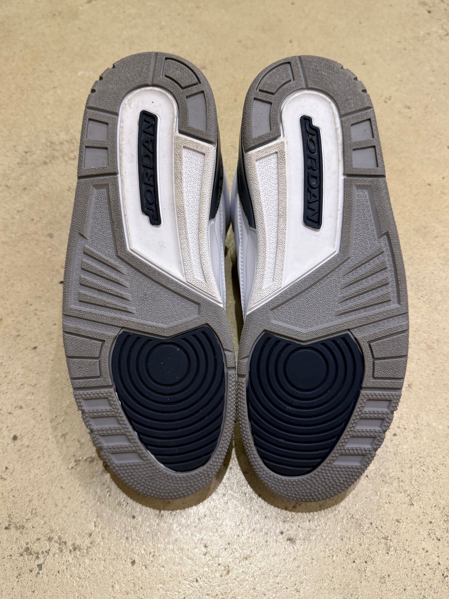 Jordan 3 Midnight Navy