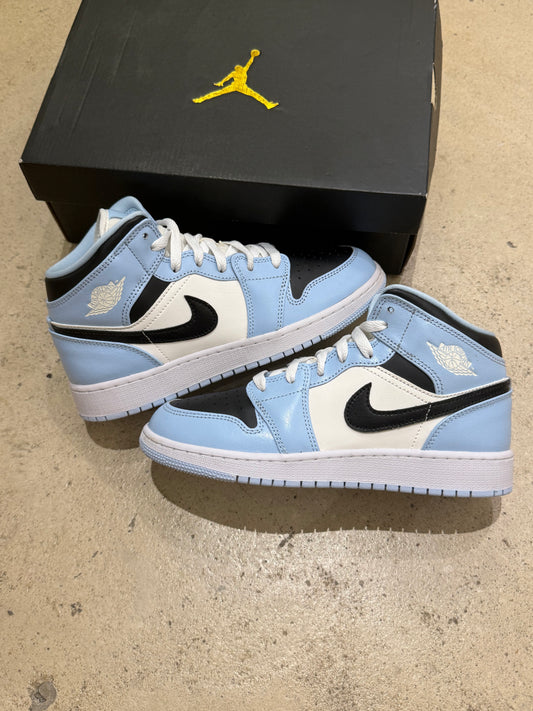 Jordan 1 Mid Ice Blue