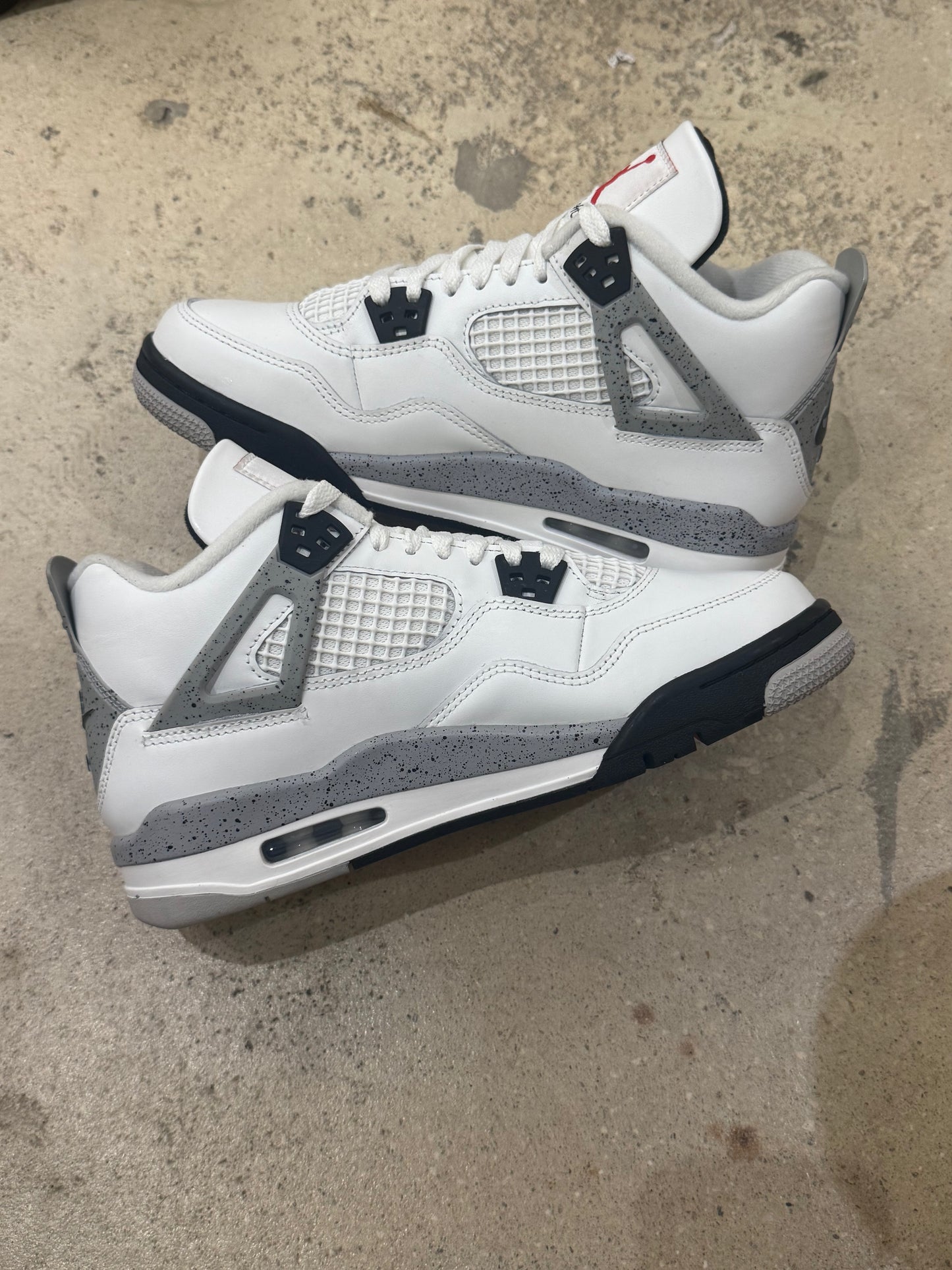 Jordan 4 White Cement