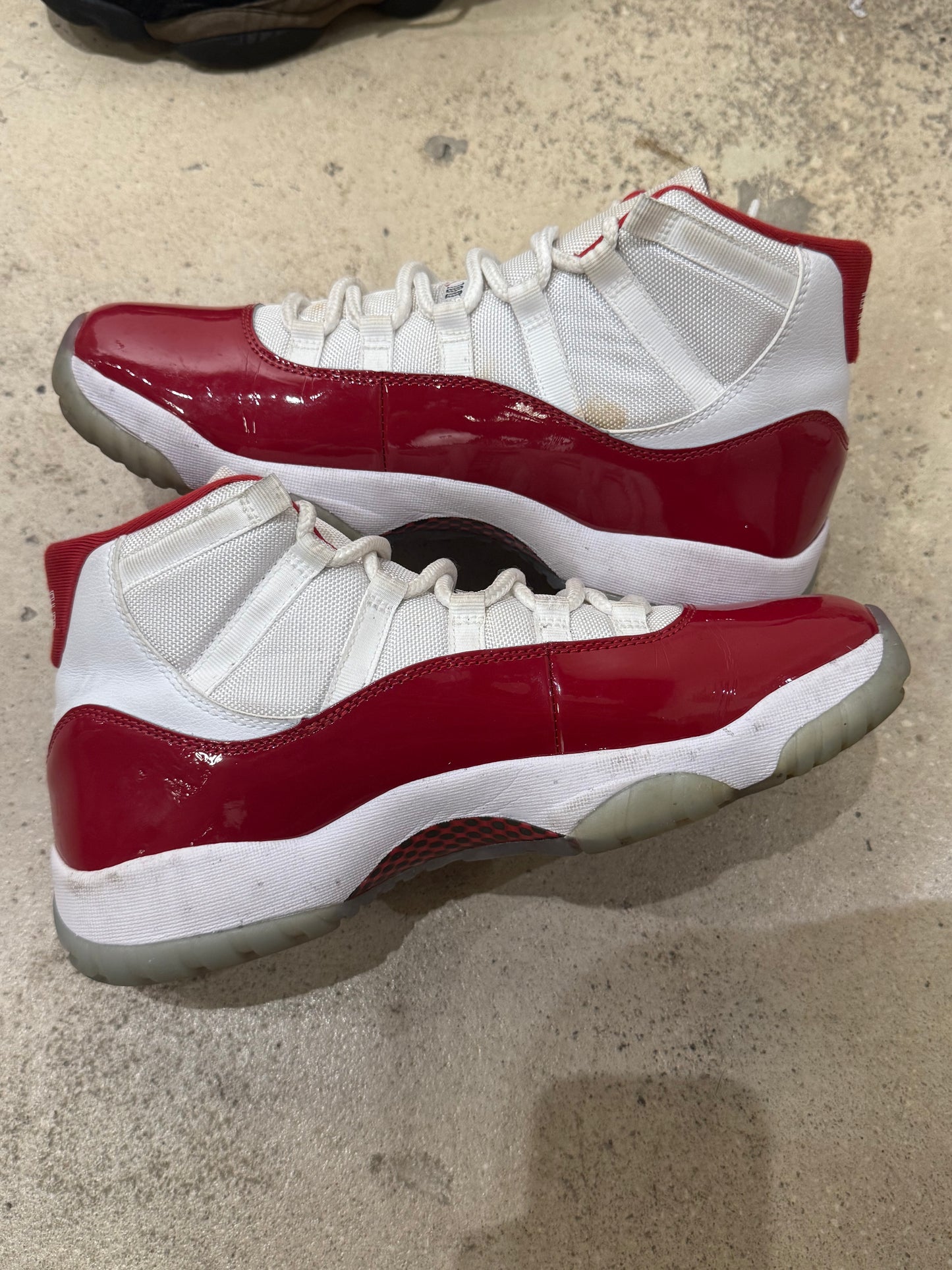Jordan 11 Cherry