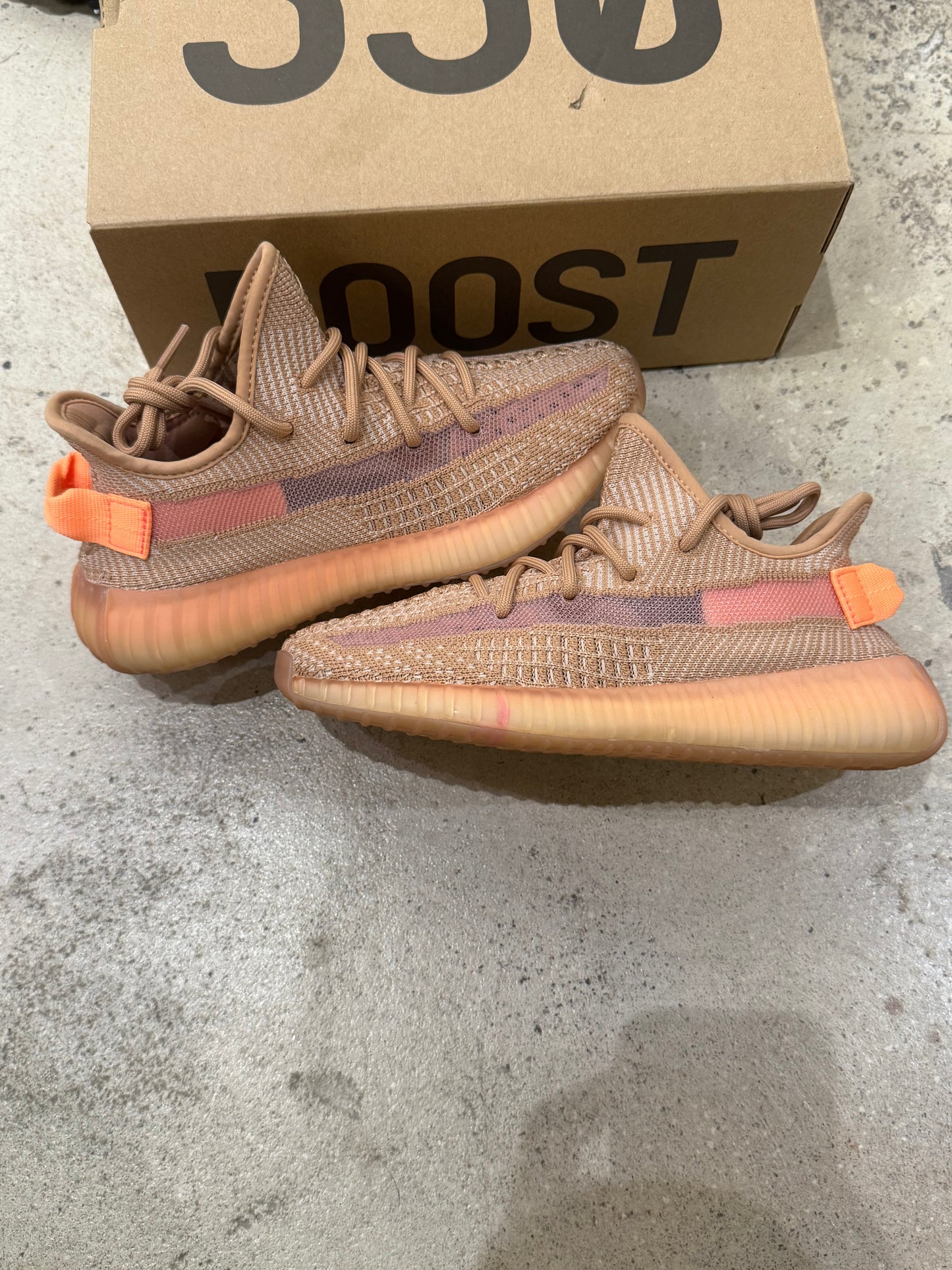 Yeezy 350 Clay