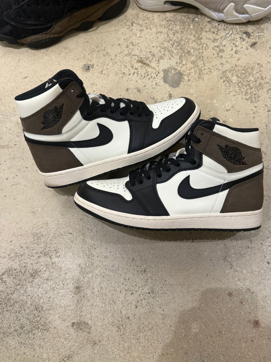 Jordan 1 Mocha