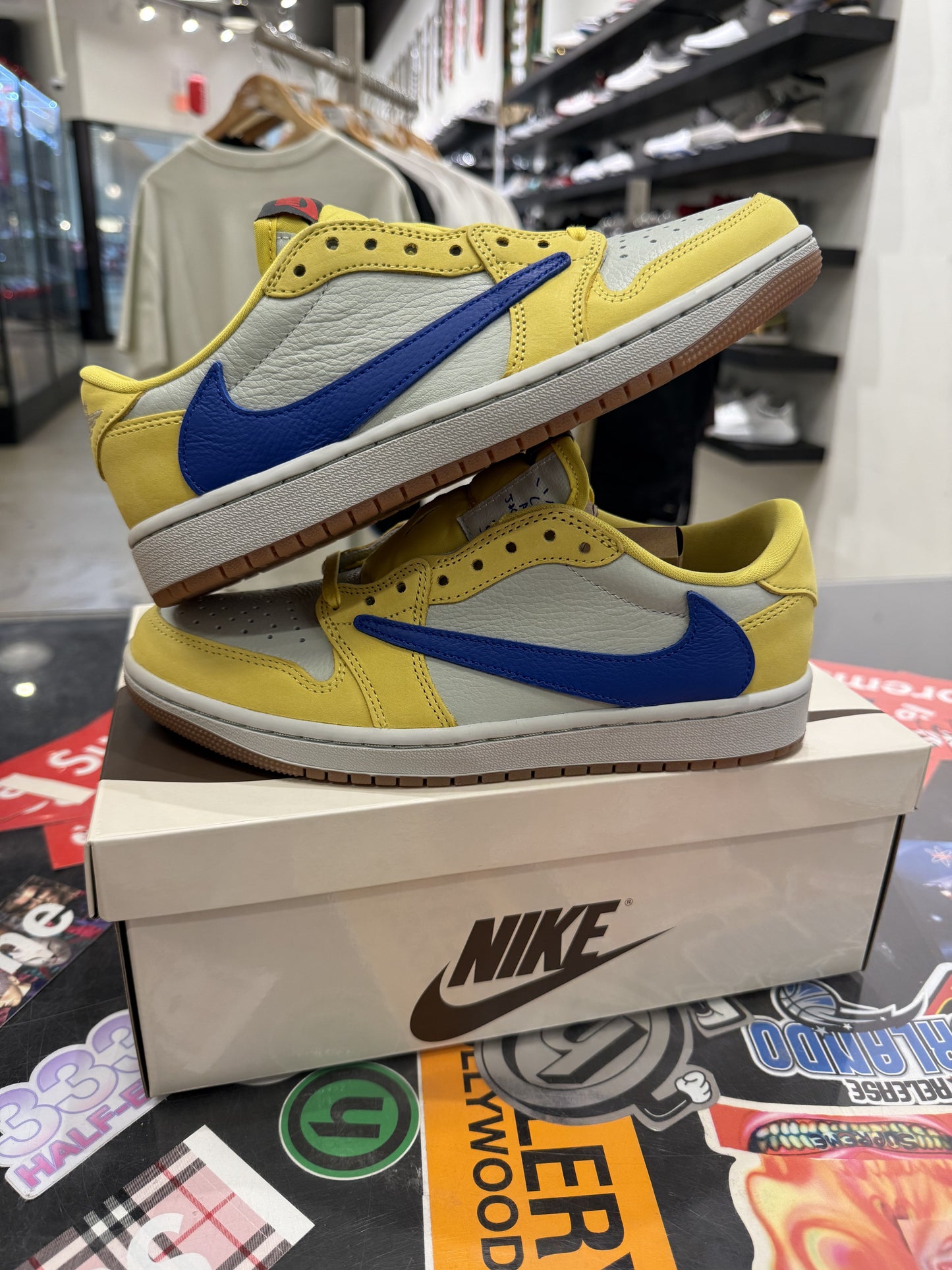 Travis Jordan 1 Low Canary (W)