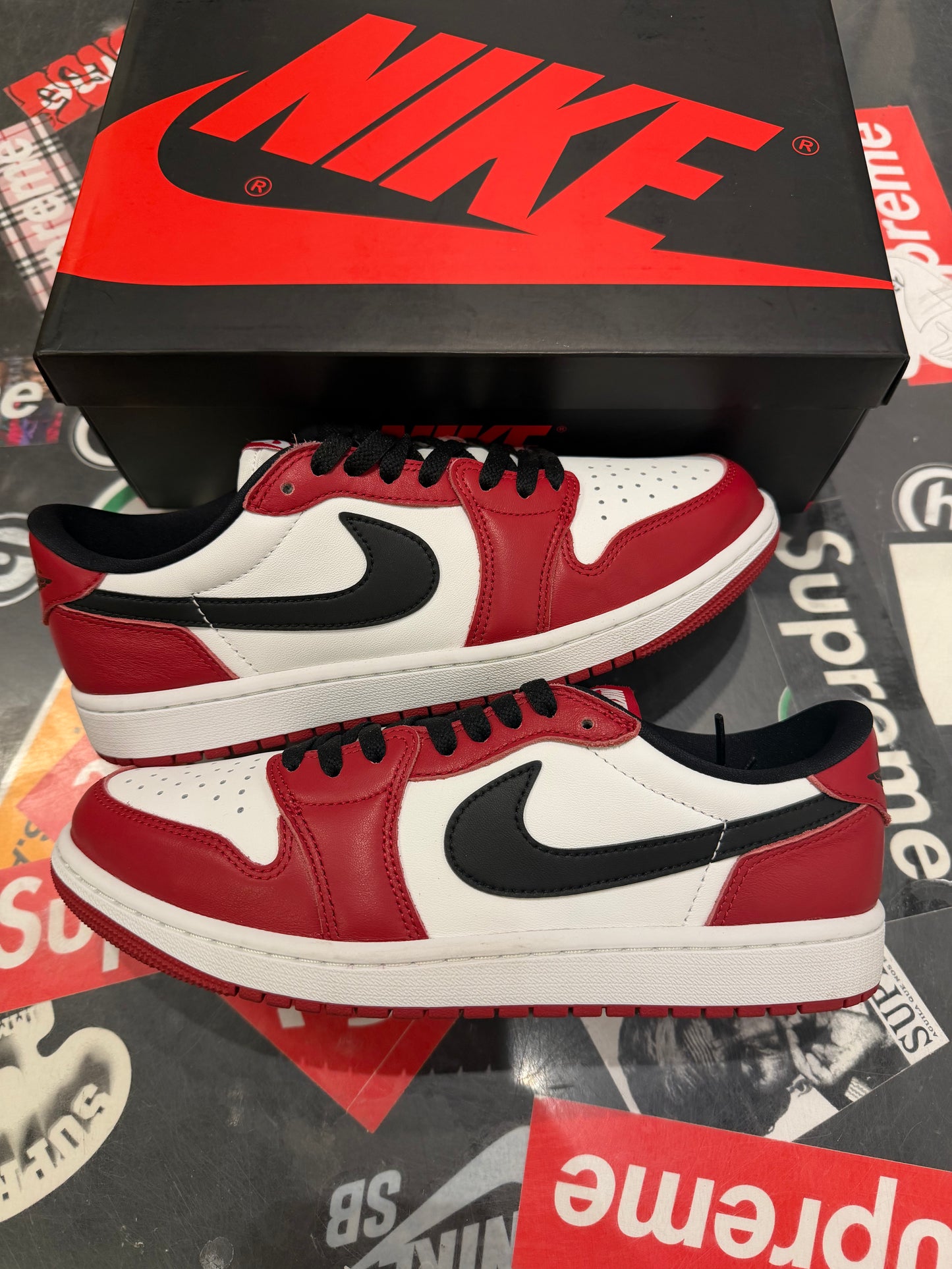Jordan 1 Low Chicago