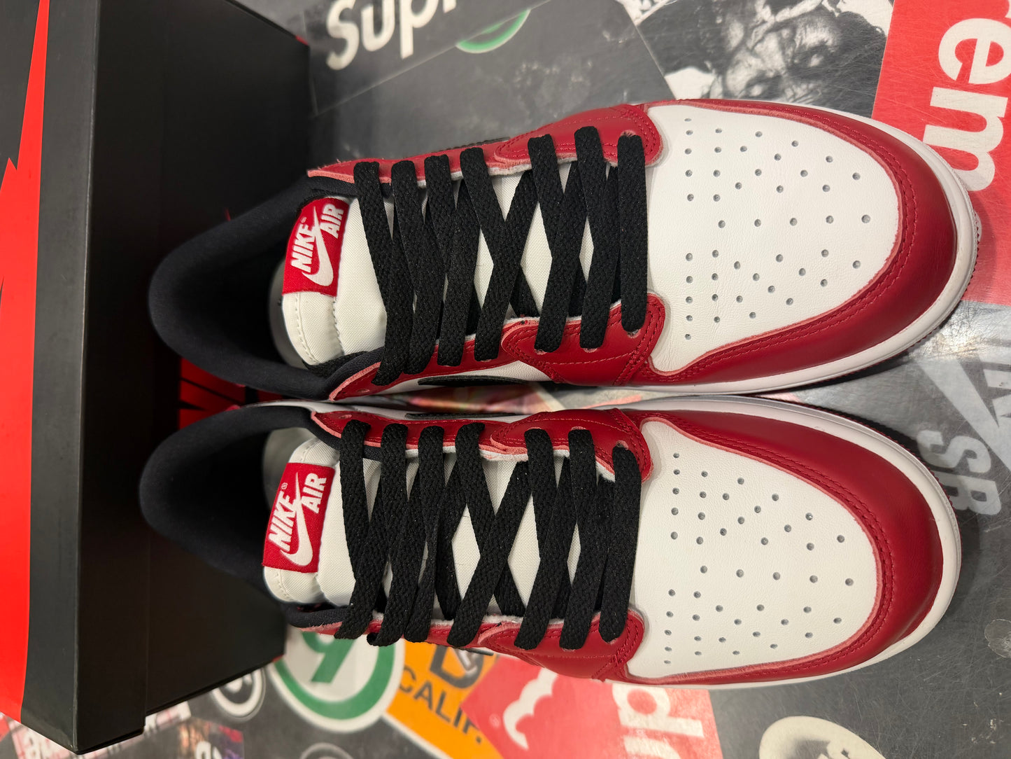 Jordan 1 Low Chicago