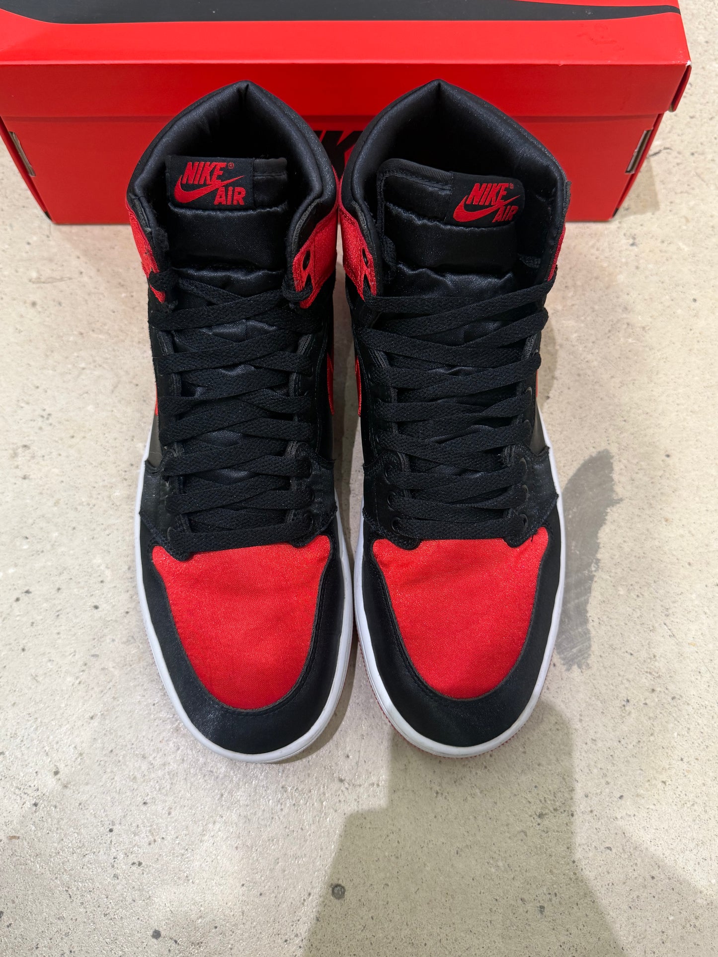 Jordan 1 Satin Bred (W)