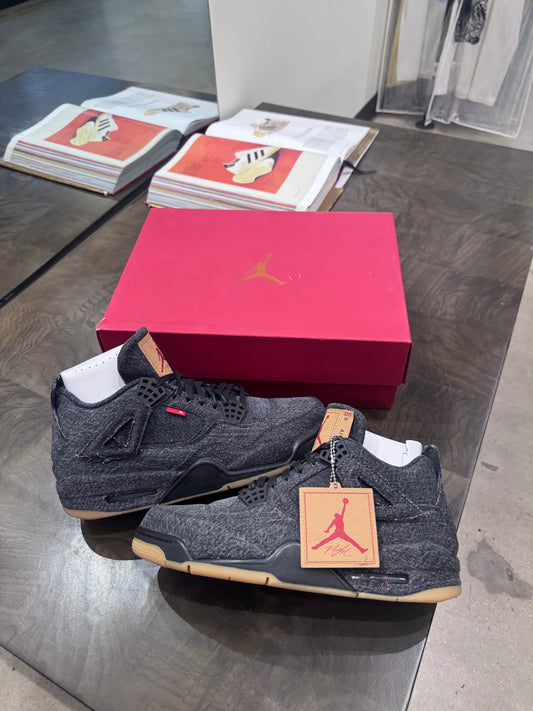 Jordan 4 Levi’s Black