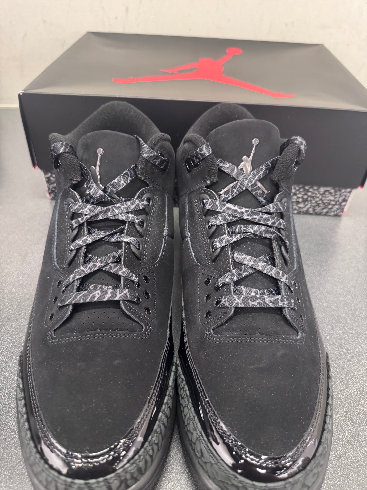Jordan 3 Black Cat