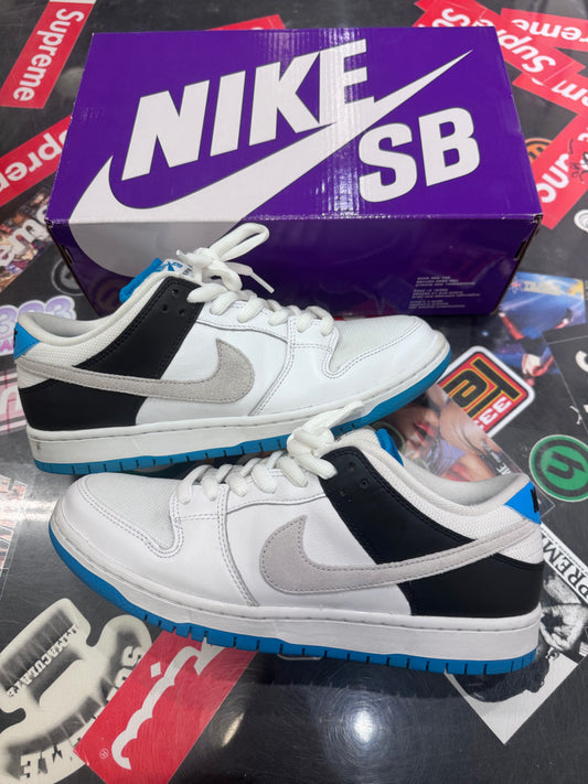 Sb dunk low laser blue