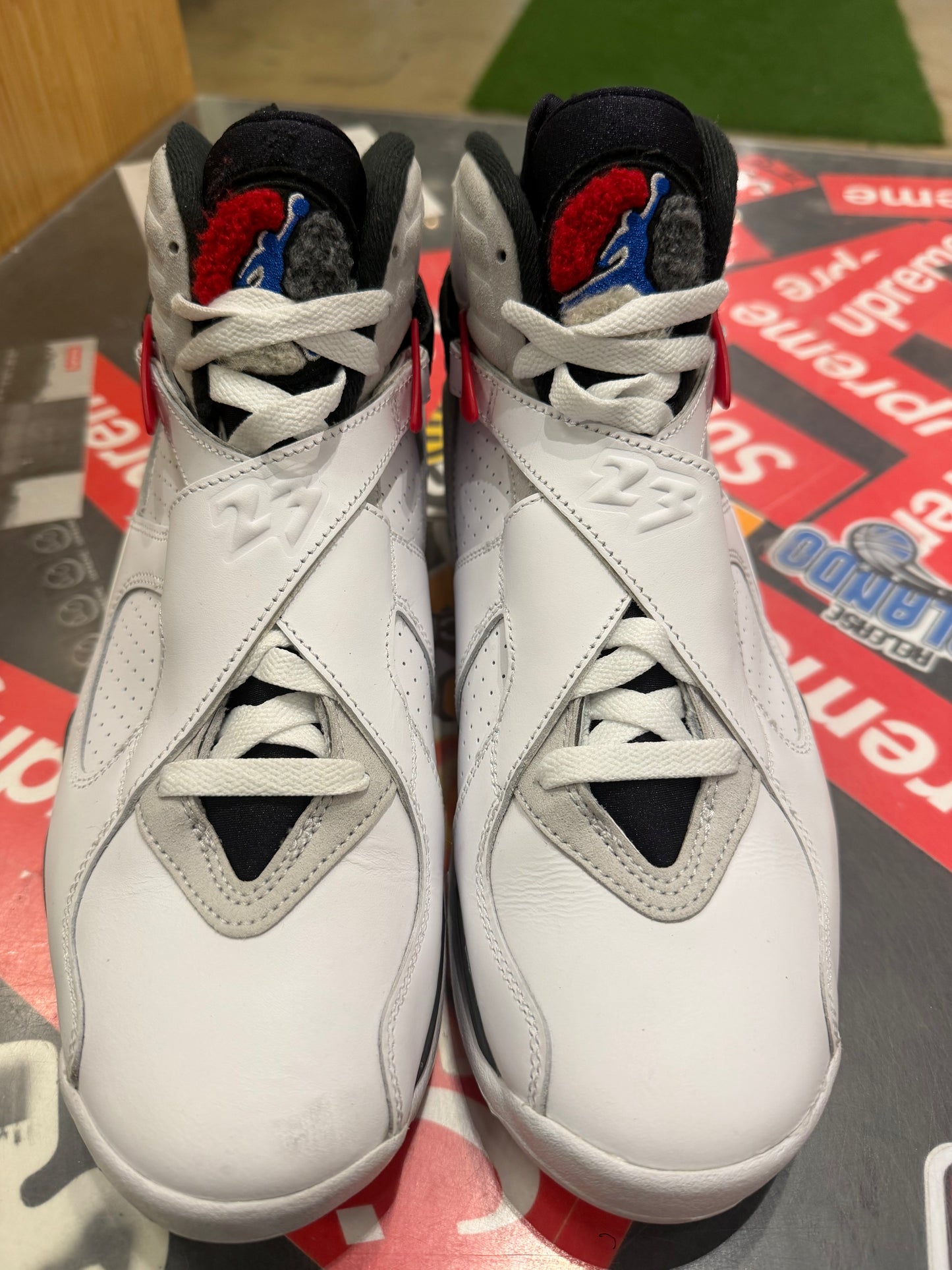 Jordan 8 Bugs Bunny