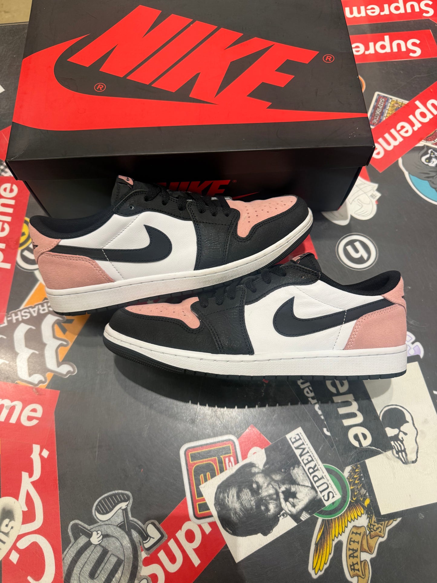 Jordan 1 Low Bleached Coral