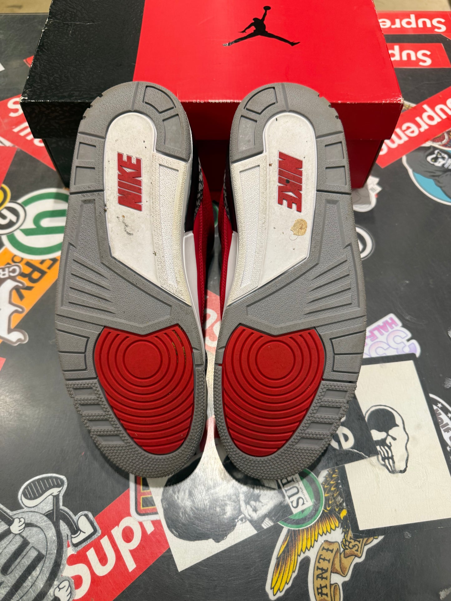 Jordan 3 Unite