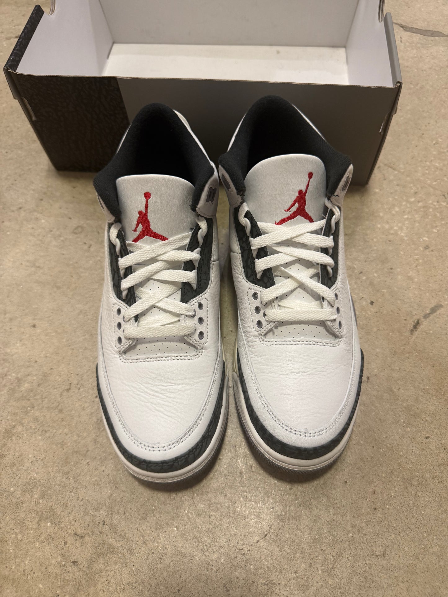 Jordan 3 Cement Grey