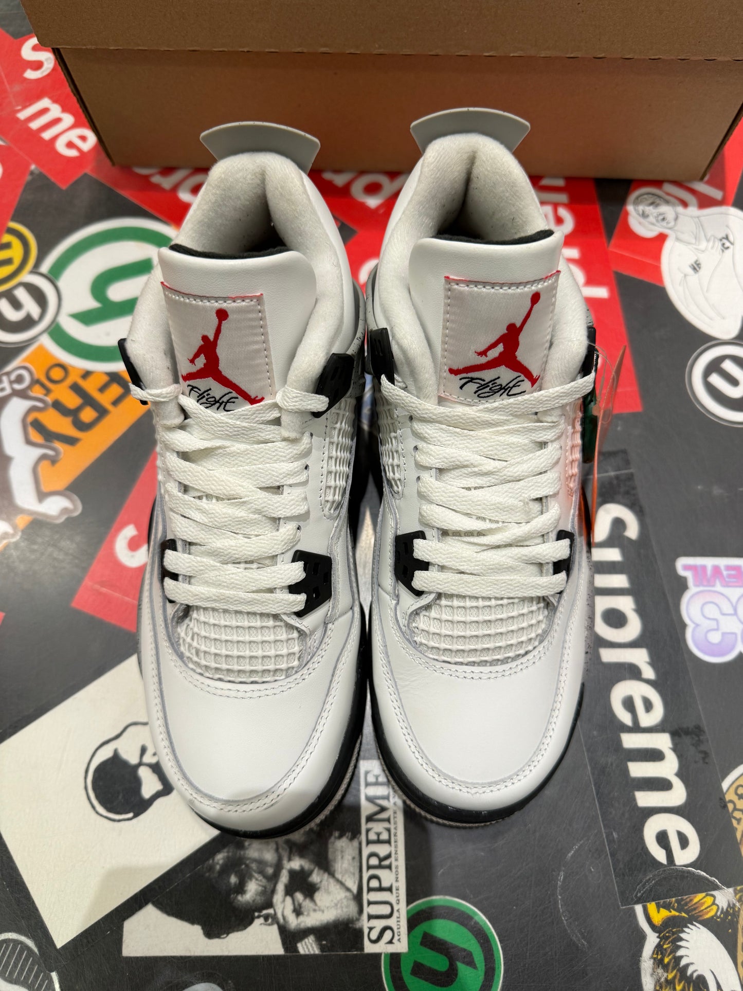 Jordan 4 White Cement