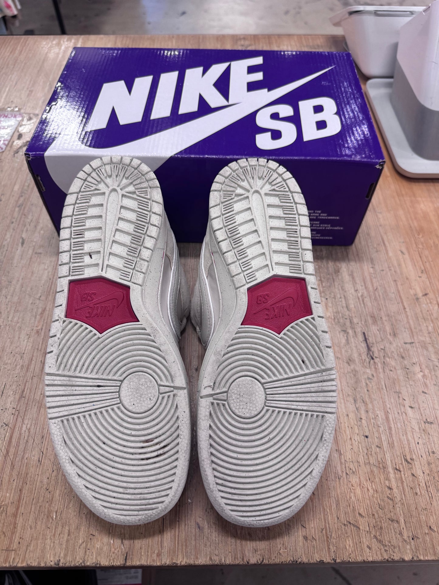 Sb dunk Low City Of Love