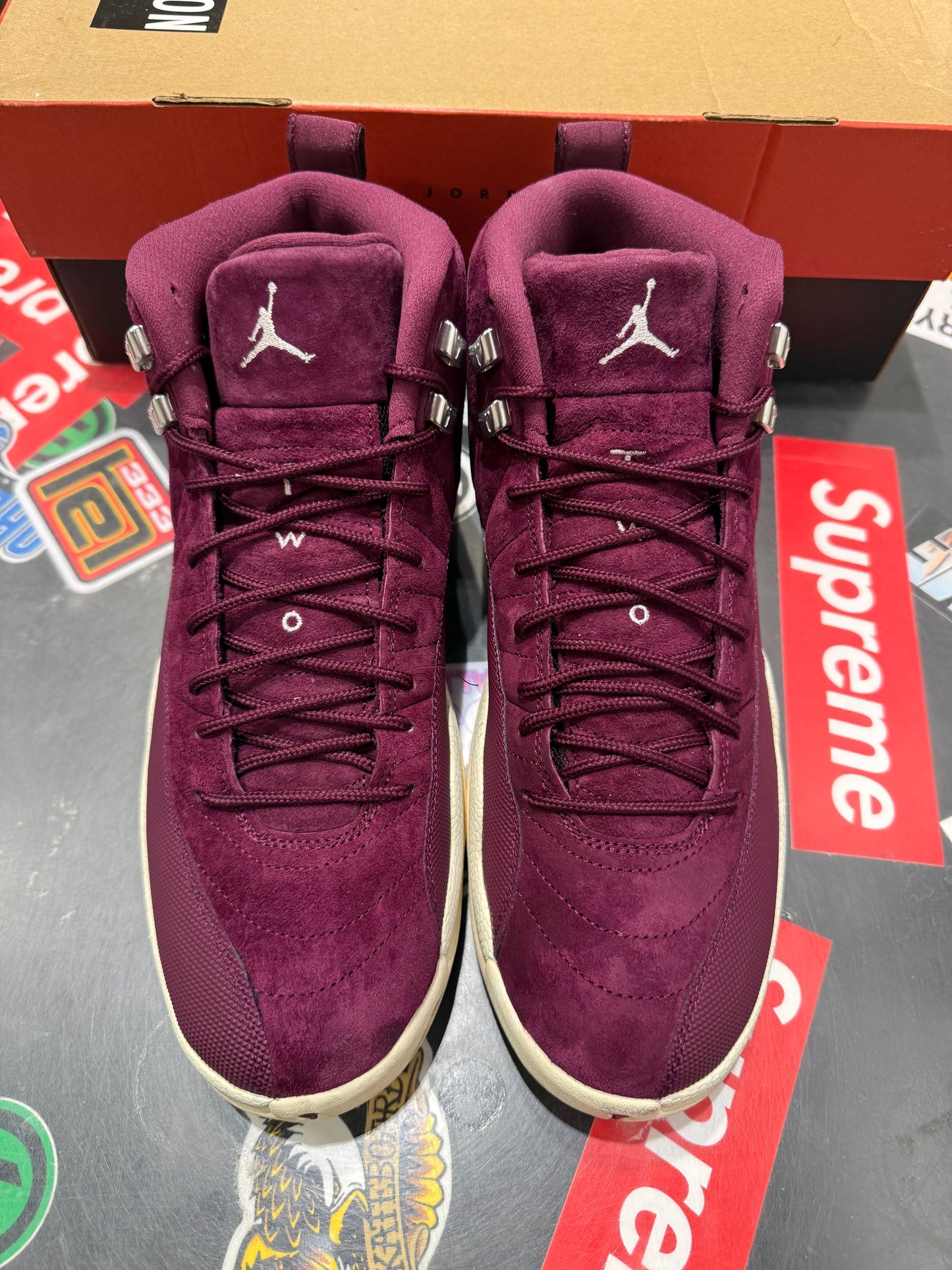 Jordan 12 Bordeaux