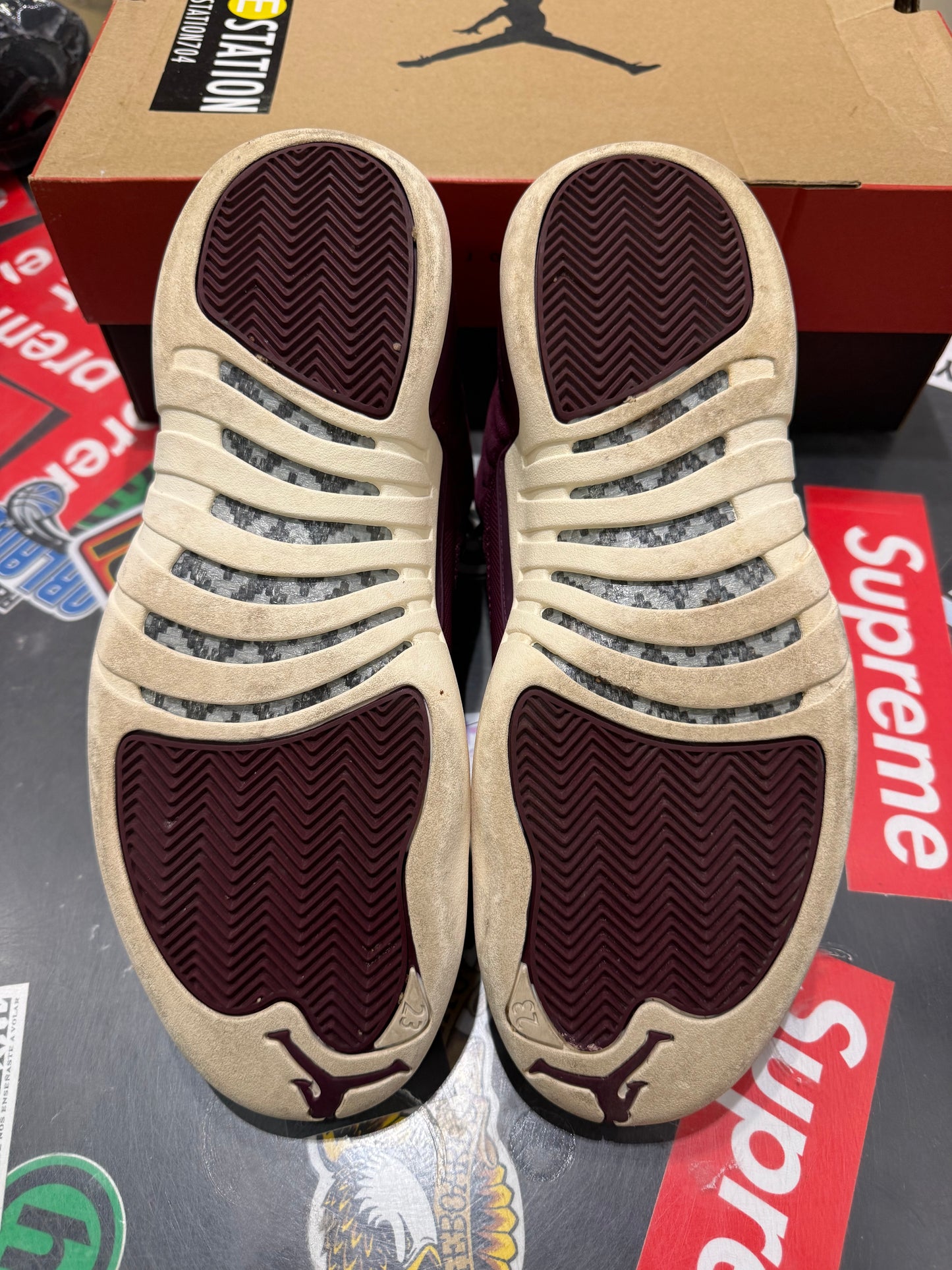 Jordan 12 Bordeaux