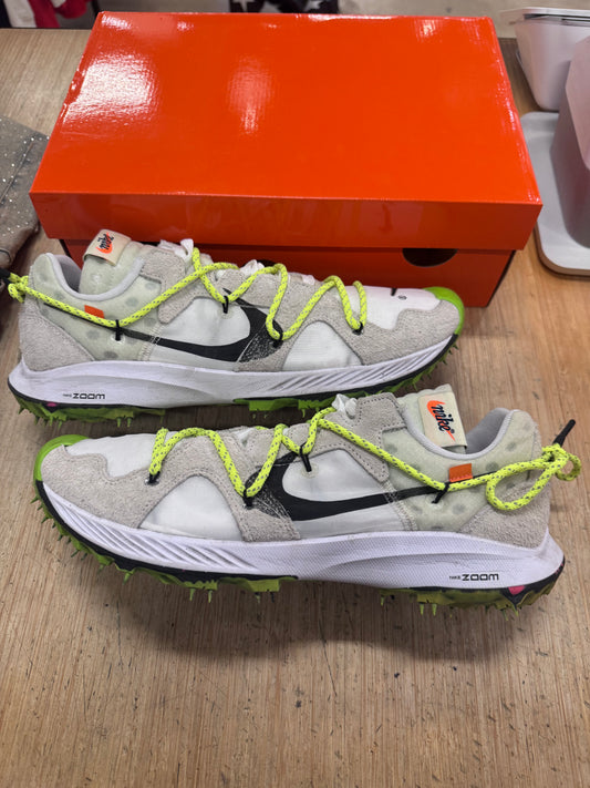 Off-White Zoom Terra Kiger 5