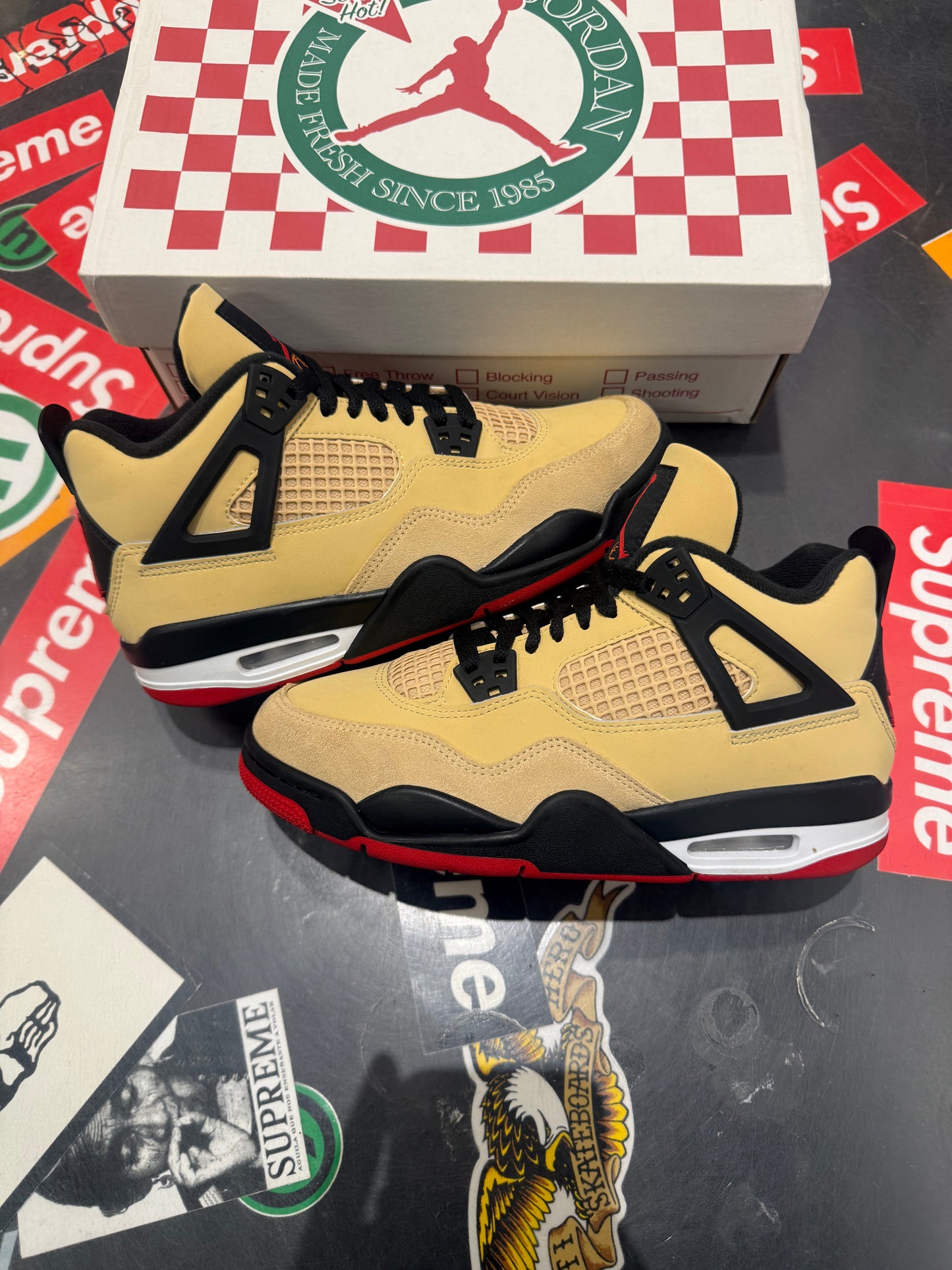 Jordan 4 Pizza
