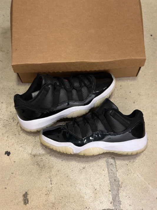 Jordan 11 Low 72-10 (Used)