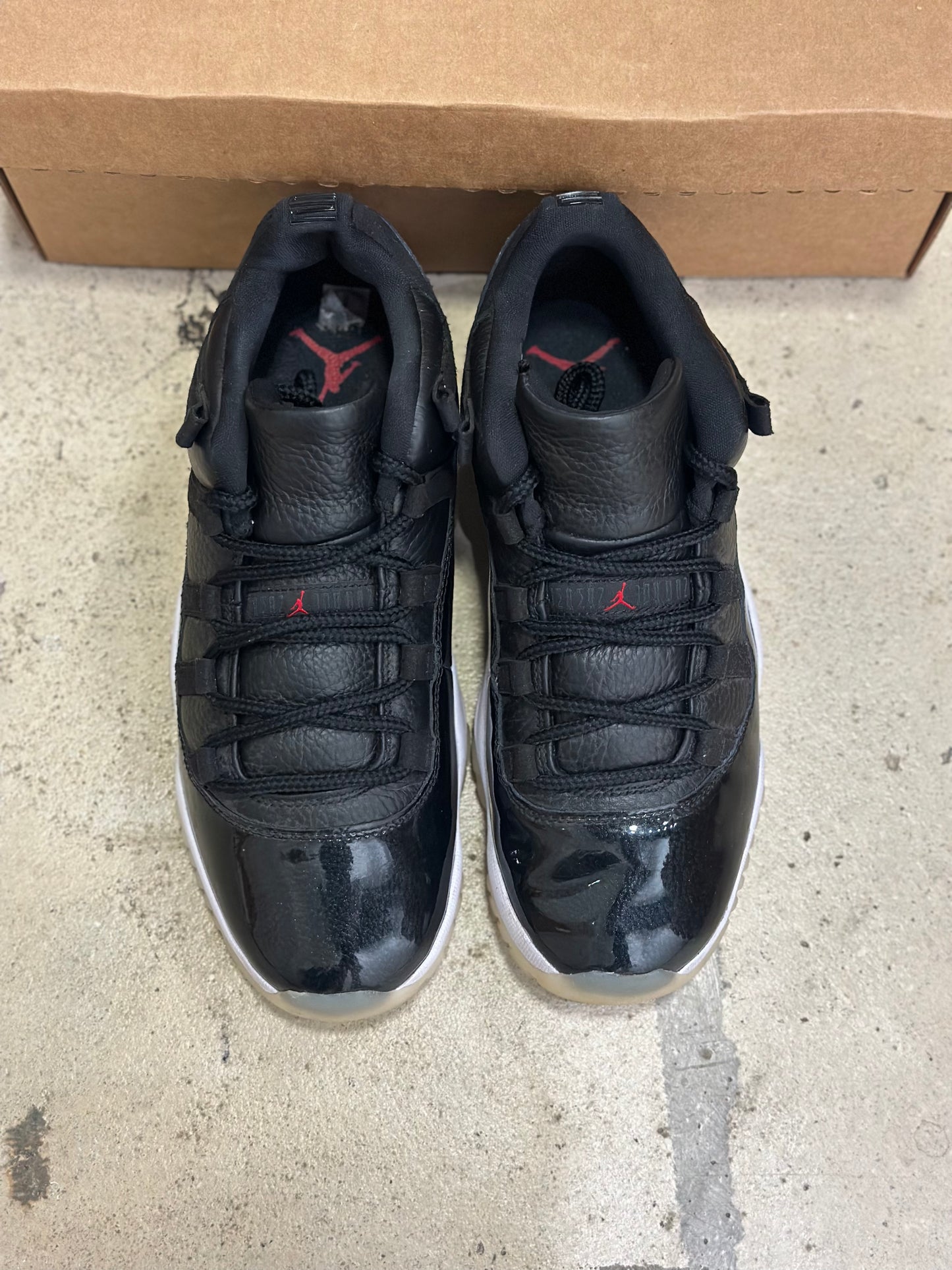 Jordan 11 Low 72-10 (Used)