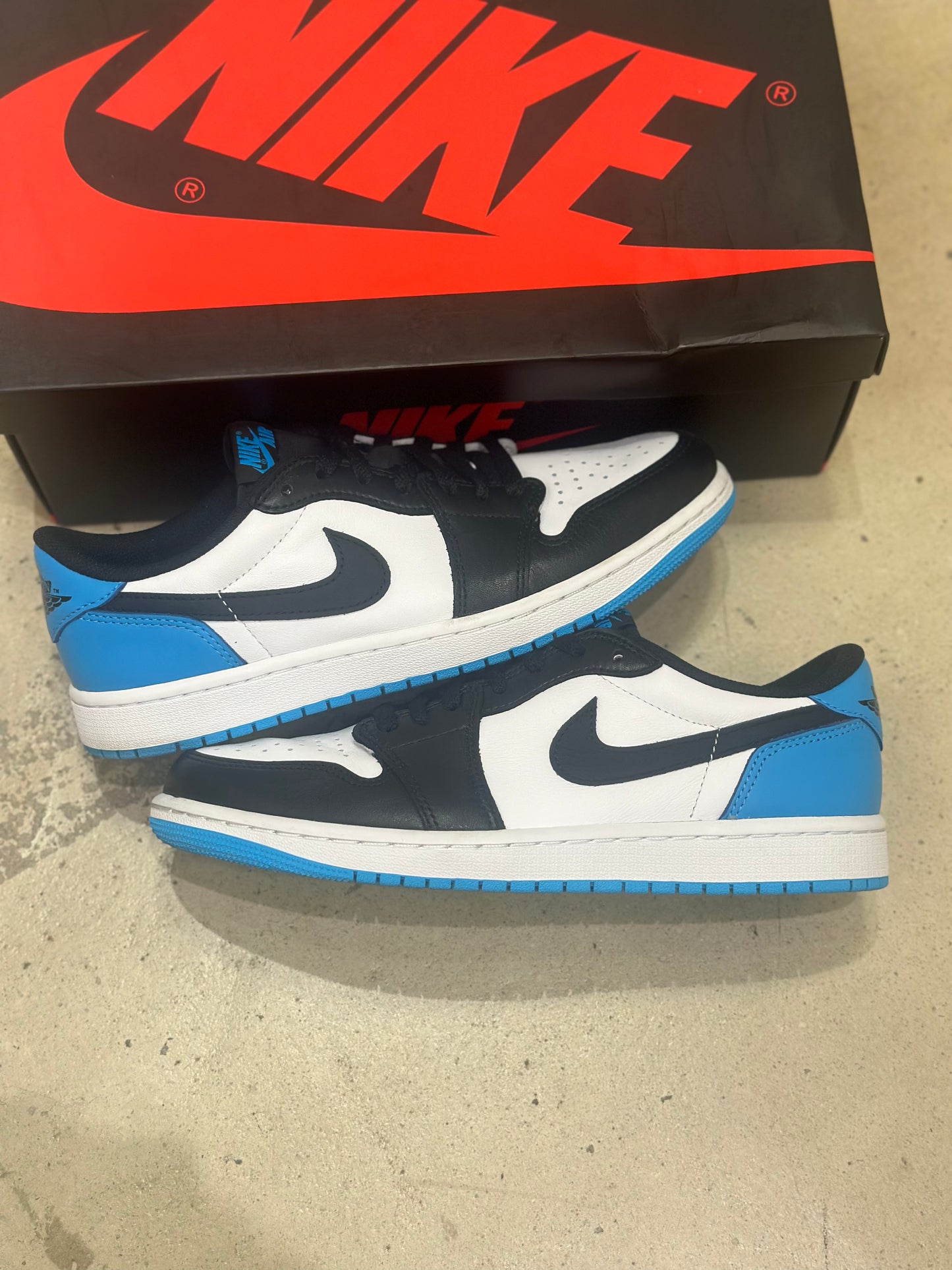 Jordan 1 Low Powder Blue (Used)