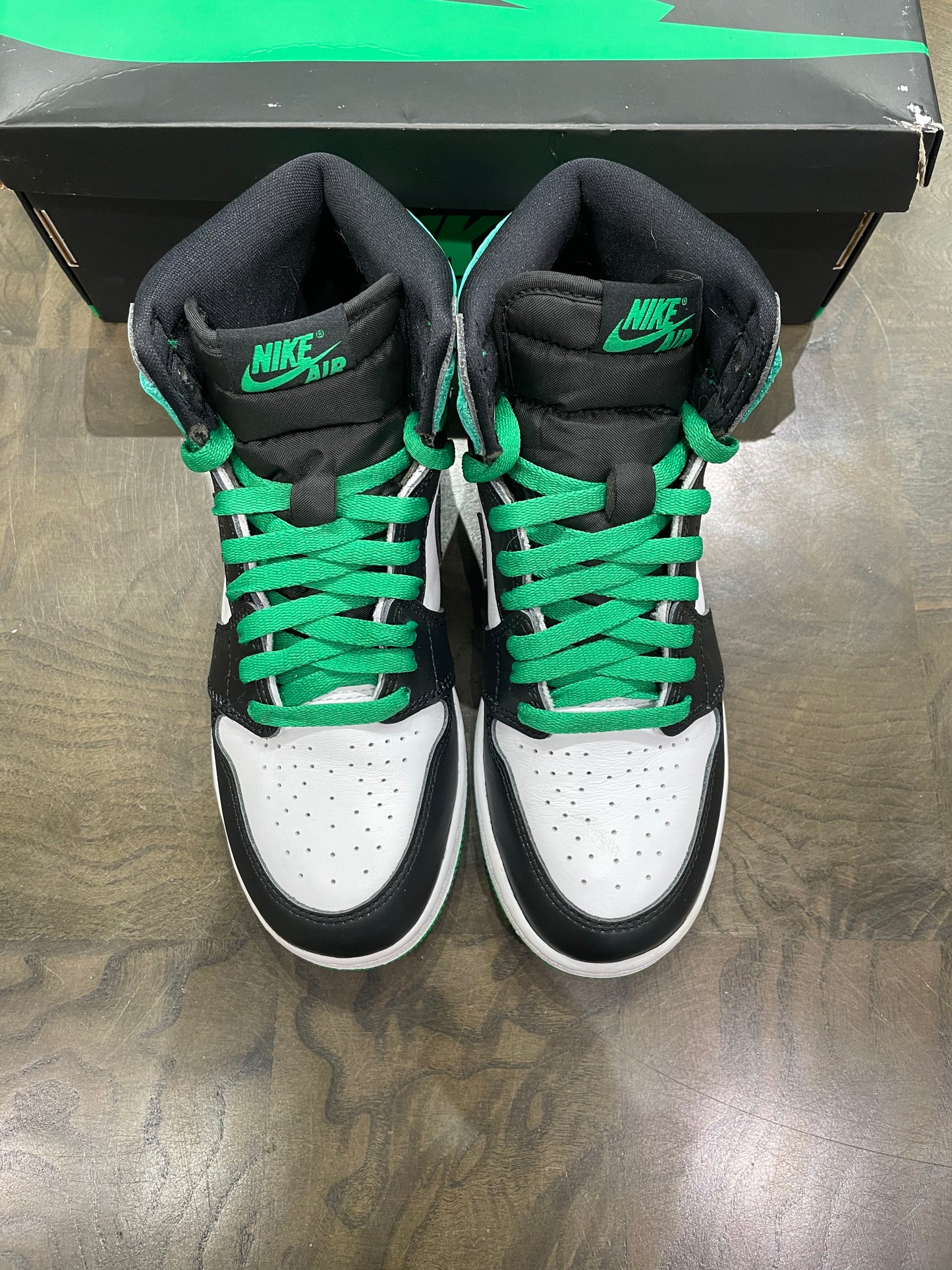 Jordan 1 Lucky Green (Used)